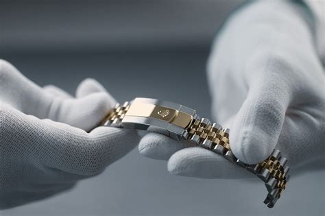 stretched rolex jubilee bracelet|Rolex new style jubilee bracelet.